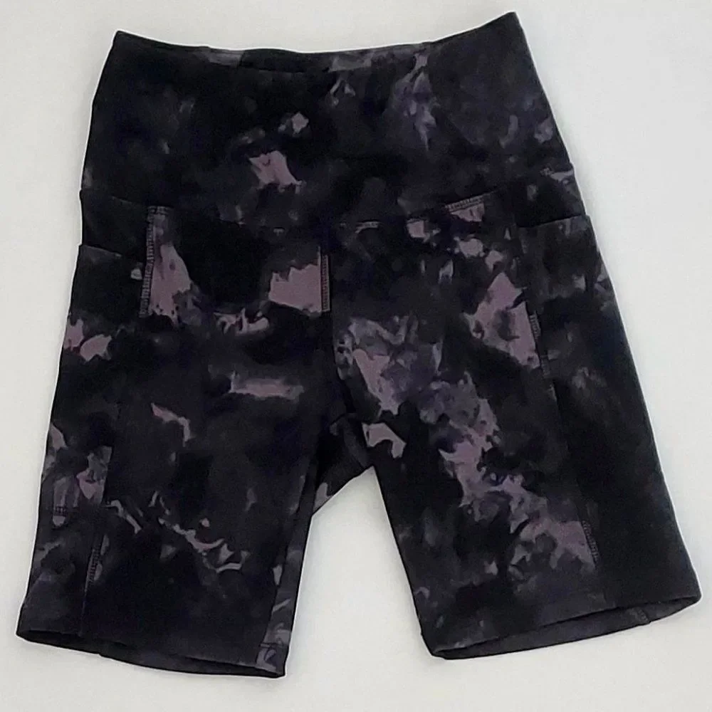 Danskin Women's Black Gray Camo Print Workout/Bike Shorts 7